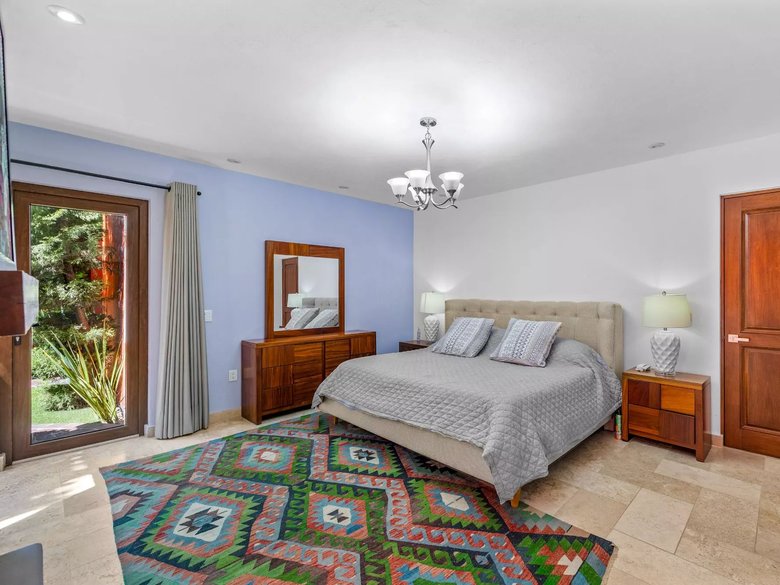 Casa de los Ángeles — 11 photos
