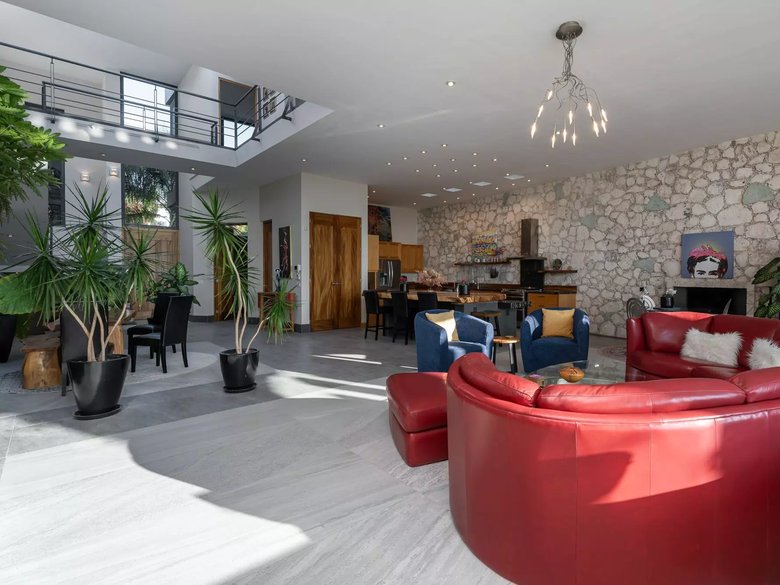 Casa Bella Vista — 24 photos