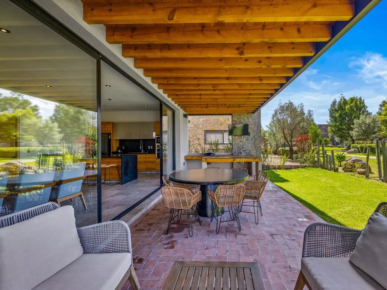 Casa Lucia — 8 photos