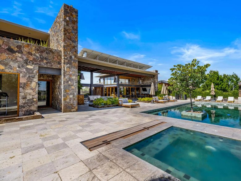 Casa Lucia — 23 photos