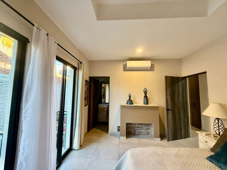 Apartment for rent in San Antonio (Available long term October 2027) — 17 photos