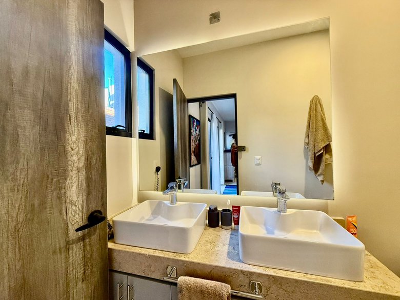 Apartment for rent in San Antonio (Available long term October 2027) — 18 photos