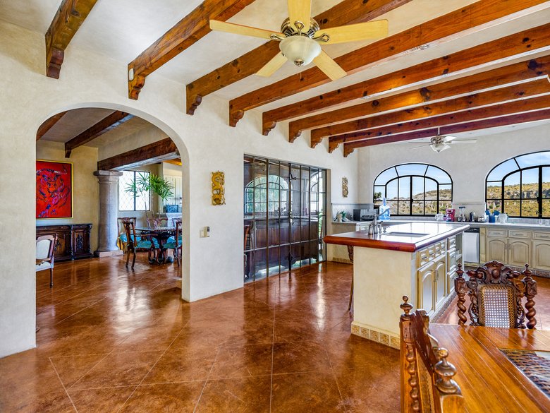 Casa Stone — 14 photos