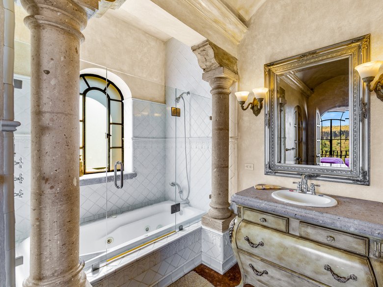 Casa Stone — 34 photos