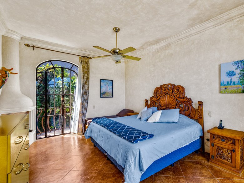 Casa Stone — 27 photos
