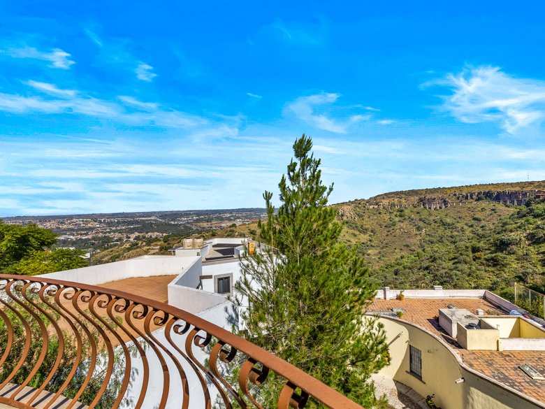 Casa Stone — 37 photos