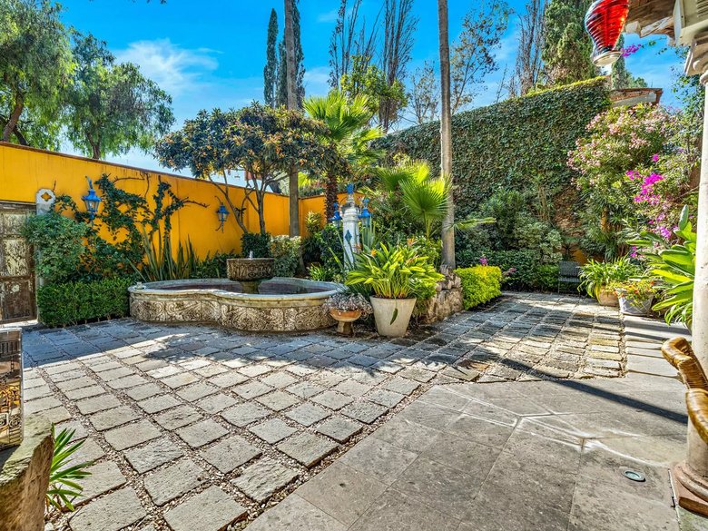 Casa Nispero — 13 photos