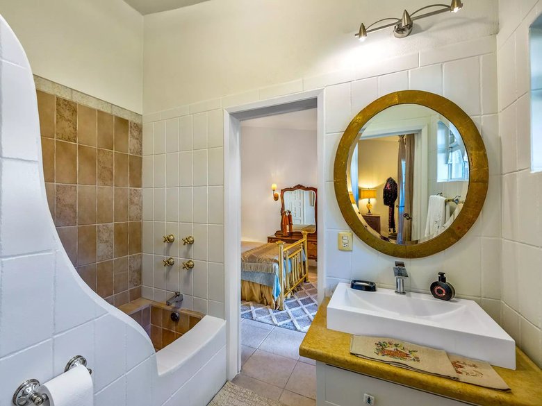 Casa Nispero — 17 photos