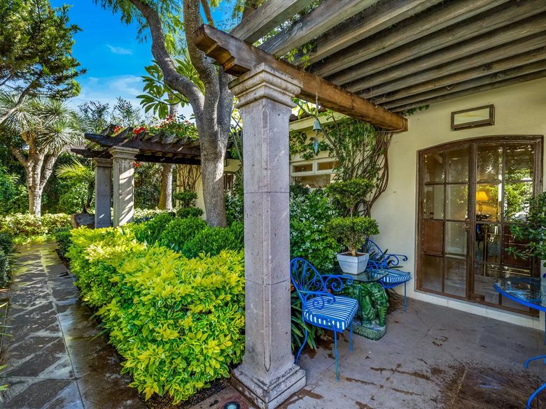 Casa Nispero — 5 photos