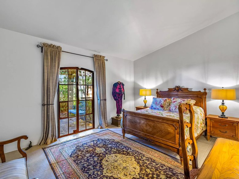 Casa Nispero — 9 photos
