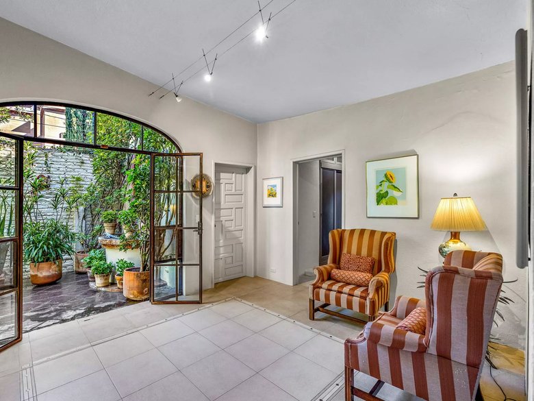 Casa Nispero — 20 photos