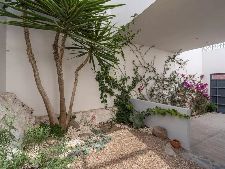 Casa Mojica — 6 photos