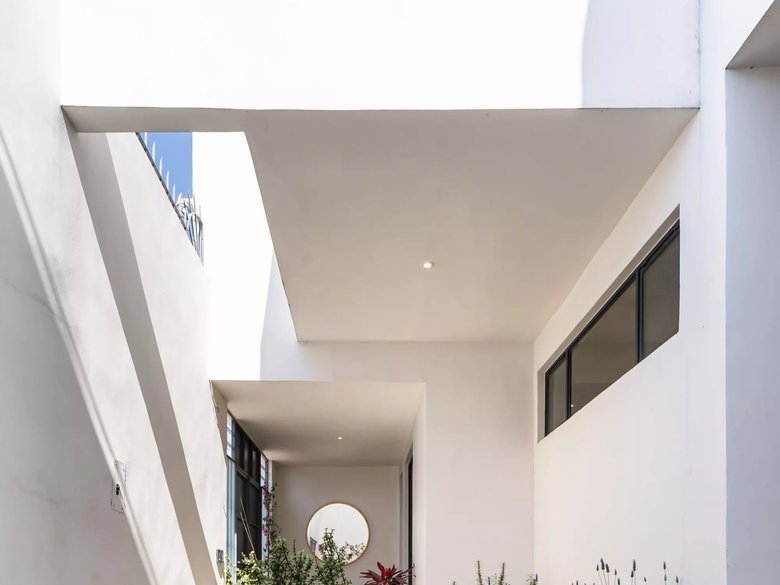 Casa Mojica — 18 photos