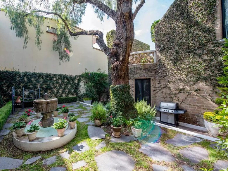 Casa Mi Besito — 18 photos