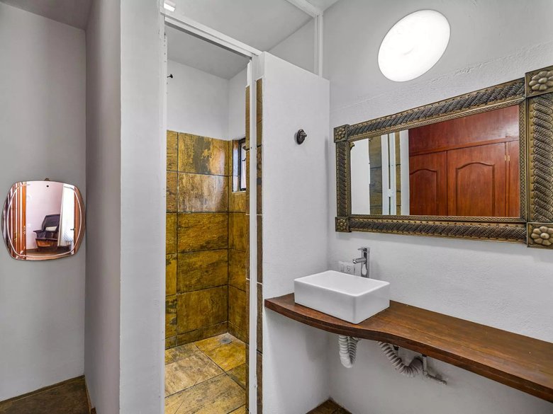 CASA NORMA — 10 photos