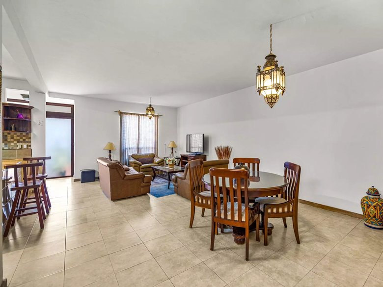 CASA NORMA — 4 photos