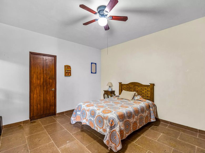 CASA NORMA — 11 photos