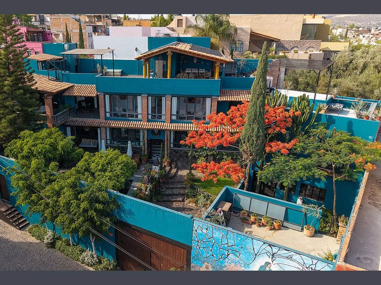 La Joya Azul — 1 photos