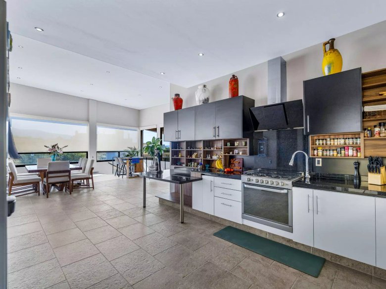 Casa Diana — 2 photos