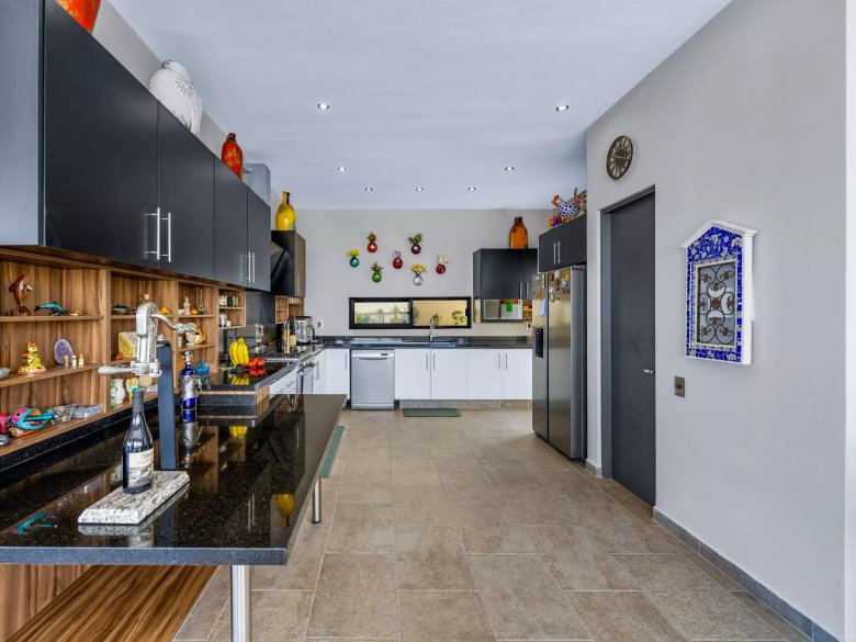Casa Diana — 17 photos