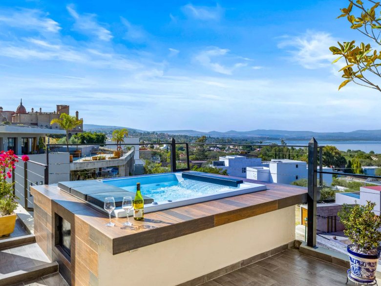 Casa Diana — 26 photos