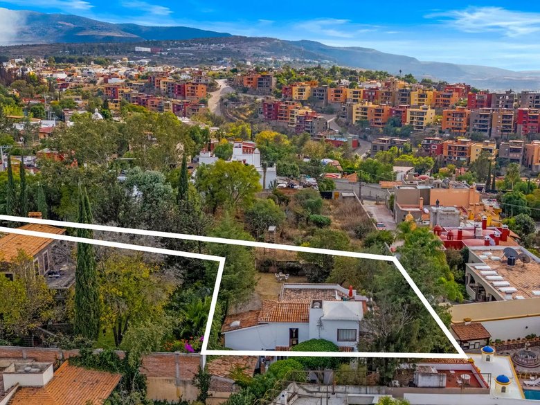 The Hidden House — 10 photos