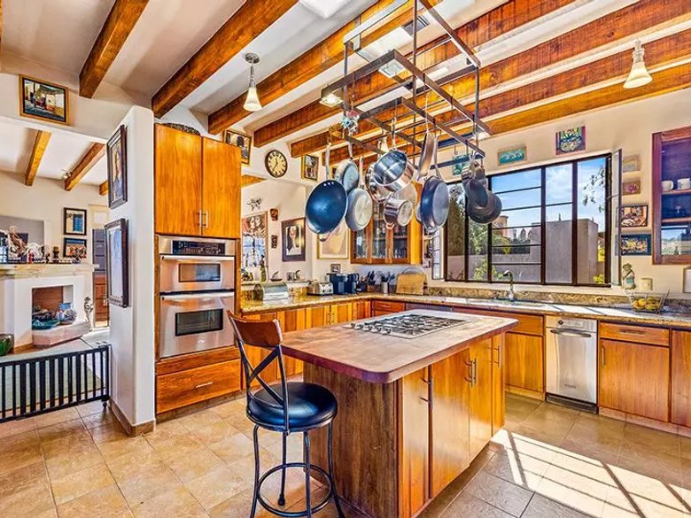 CASA RAUL — 9 photos