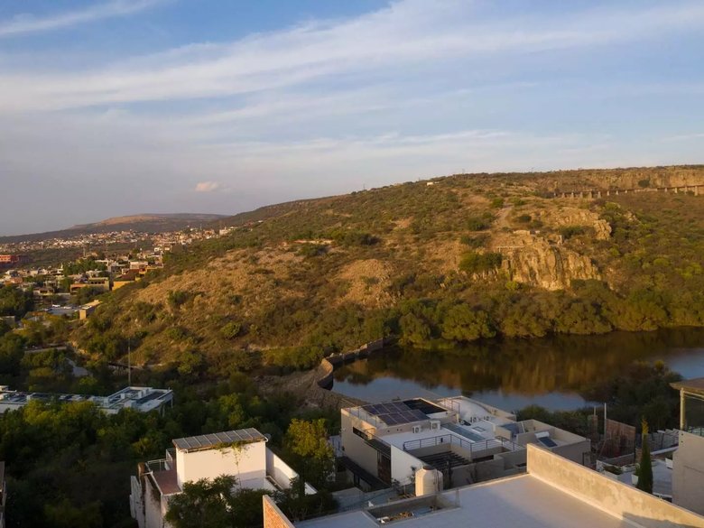 Cuauhtemoc Lot — 11 photos
