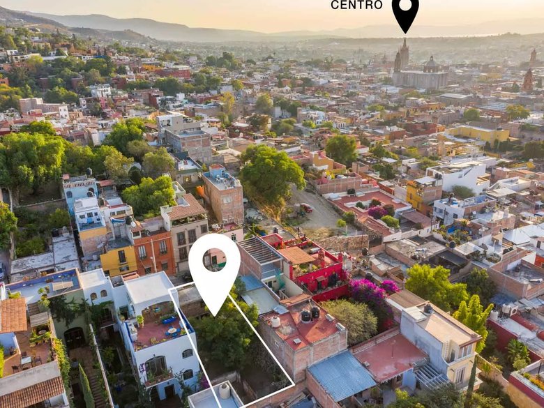 Cuauhtemoc Lot — 6 photos