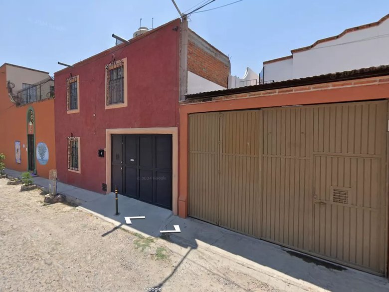 Casa FlorIsa — 2 photos