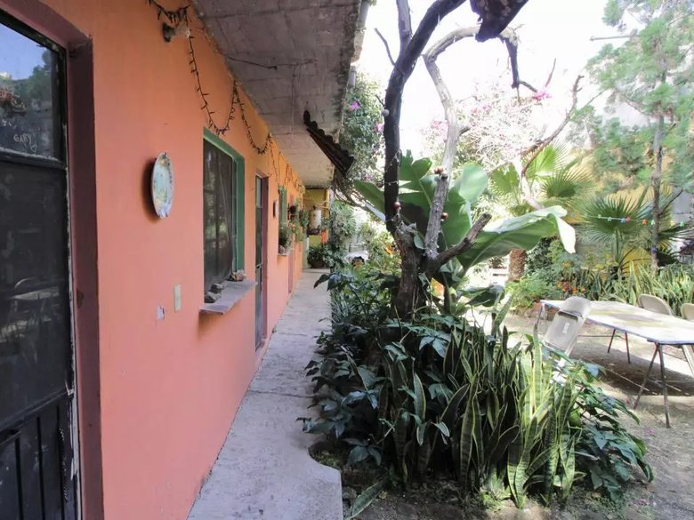 Fixer upper Insurgentes — 7 photos