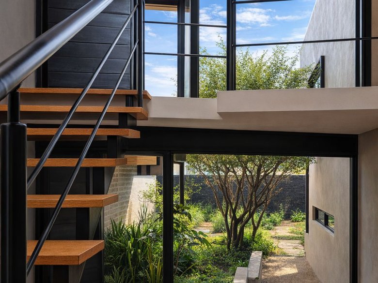 Modern Luxury Home with Casita & Pool in Los Senderos — 12 photos