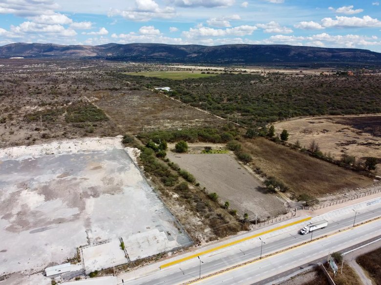 Los Portales Land — 12 photos