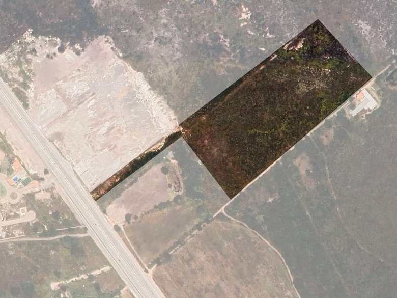 Los Portales Land — 2 photos