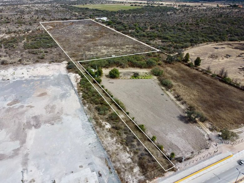 Los Portales Land — 19 photos