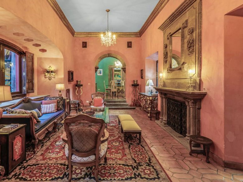 Casa de la Canal — 22 photos