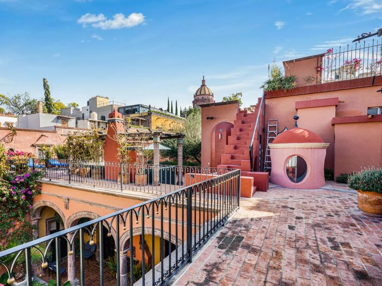 Casa de la Canal — 3 photos