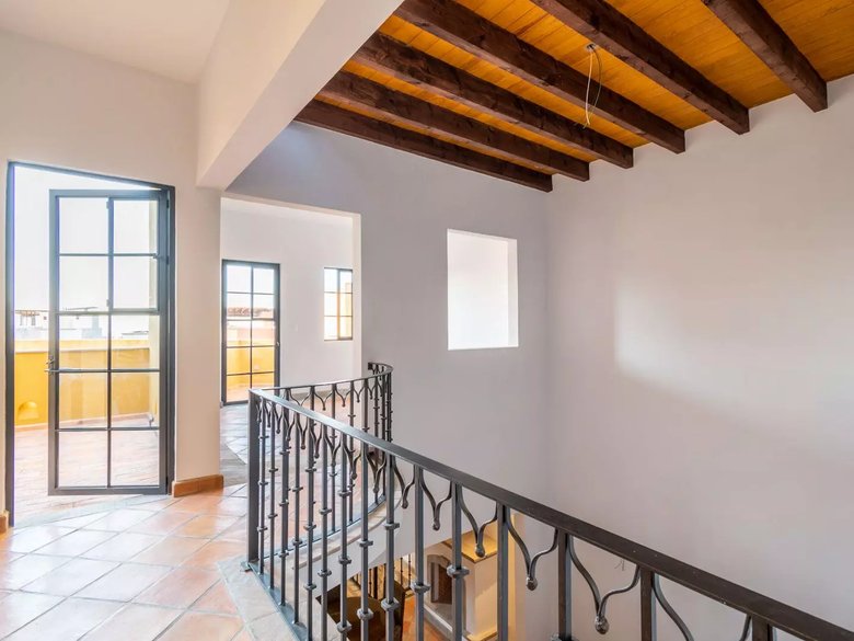 Villa Tamayo — 22 photos