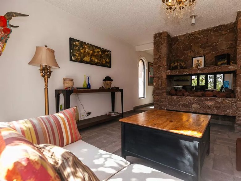 CASA DE JUAN GABRIEL — 7 photos