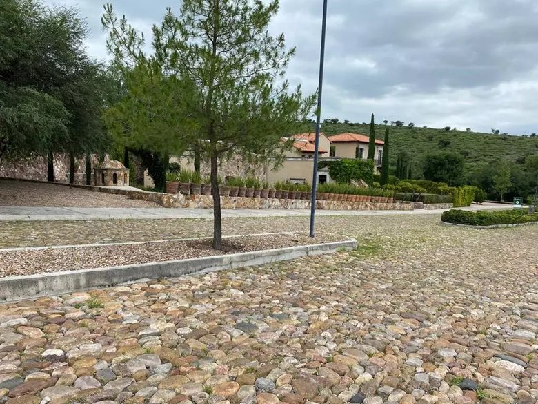 Homesite in Hacienda La Presita — 7 photos