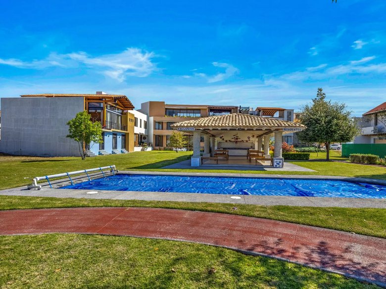 Casa Magnolias 11 en Zirándaro — 13 photos
