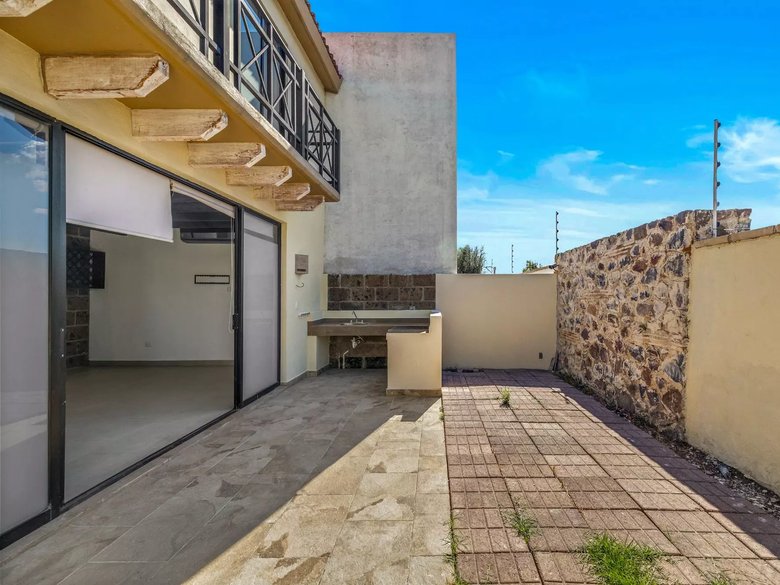 Casa Magnolias 11 en Zirándaro — 12 photos