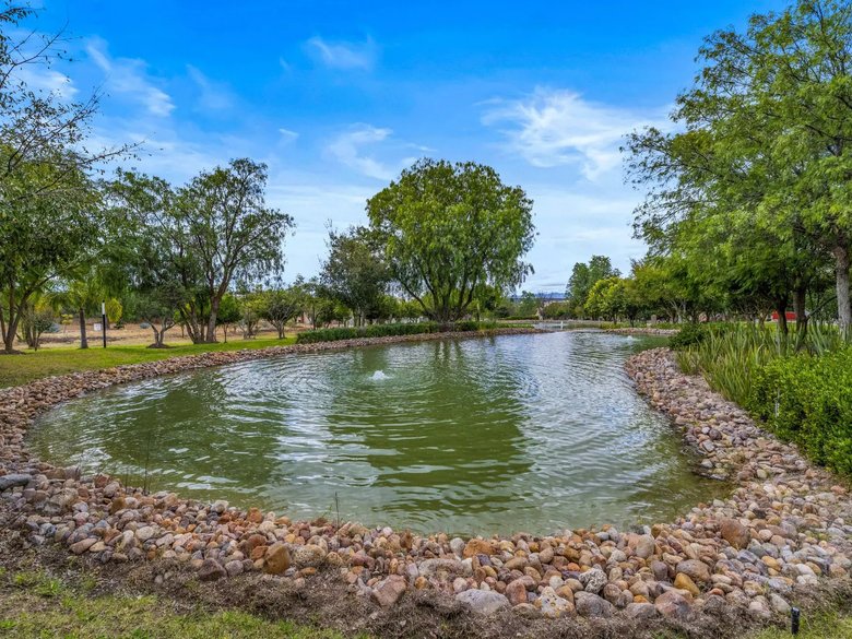 Terreno San Adrián en Las Campanas — 10 photos