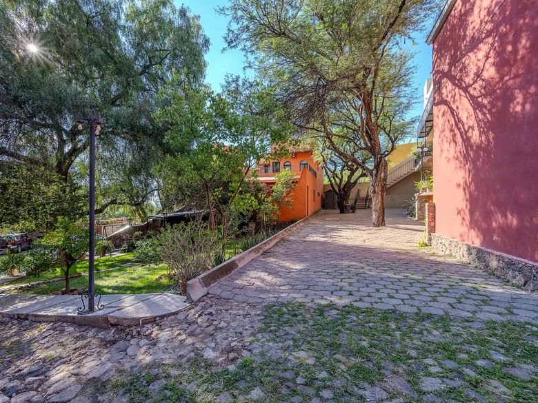 Casa Corazón — 24 photos