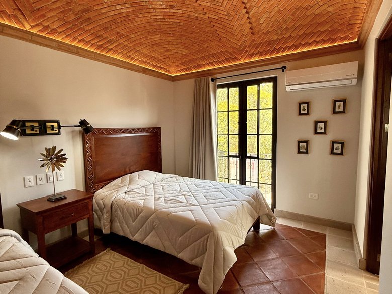 Beautiful Residence in Villas Acuarela, 4 bedrooms with en-suite bathrooms , high -quality finishes — 29 photos