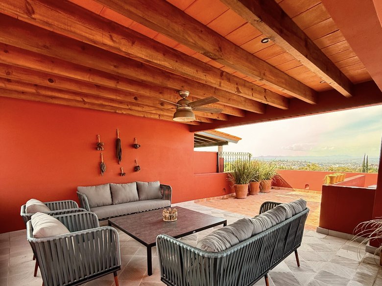Beautiful Residence in Villas Acuarela, 4 bedrooms with en-suite bathrooms , high -quality finishes — 40 photos