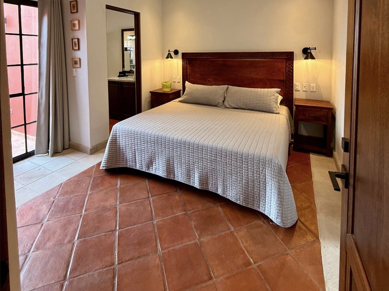Beautiful Residence in Villas Acuarela, 4 bedrooms with en-suite bathrooms , high -quality finishes — 23 photos