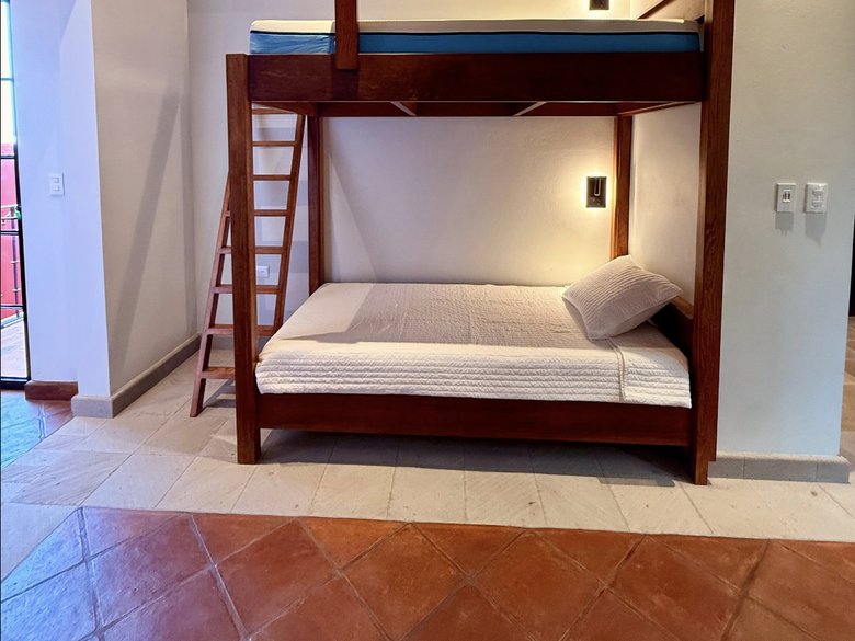 Beautiful Residence in Villas Acuarela, 4 bedrooms with en-suite bathrooms , high -quality finishes — 35 photos