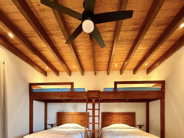 Beautiful Residence in Villas Acuarela, 4 bedrooms with en-suite bathrooms , high -quality finishes — 27 photos