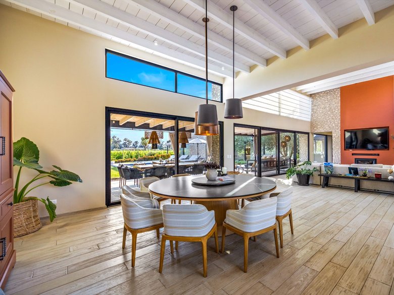 Casa Conejo — 28 photos